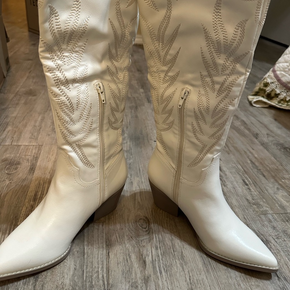 As Good As It Seems - White Embroidered Knee-High Boots